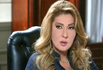 شاهد .. مافعلته نادية الجندى عقب تكريمها بصحبة طليقها المنتج محمد مختار فى لبنان؟