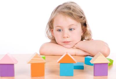 دور الجينات أكبر من العوامل البيئية في الإصابة بالتوحد