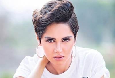 شاهد .. ياسمين رئيس بأغرب لوك أفريقي