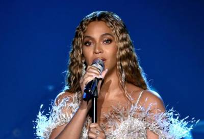 شاهد .. إحتفال النجمة الأمريكية "بيونسية" بعيد ميلادها