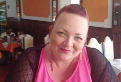 بالصور .. بريطانية تتخلص من إدمان الخبز وتفقد 70 كيلو جرام من وزنها