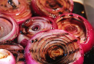 فوائد البصل المشوي .. تعرفى عليها