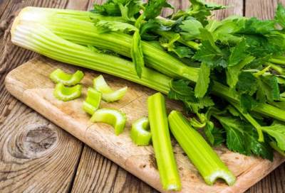 فوائد الكرفس للنساء لا تصدّق !