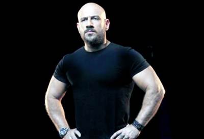 شاهد .. أحدث ظهور لـ "أحمد مكي" بعد غياب