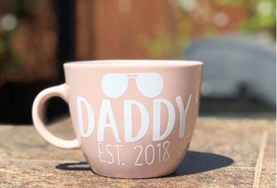 أخبري زوجك بحملك بهذه الطرق الفريدة