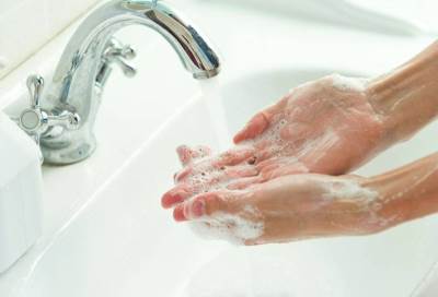 أخطاء خلال غسل اليدين قد تعرضك للعدوى بفيروس كورونا .. تعرفي عليها