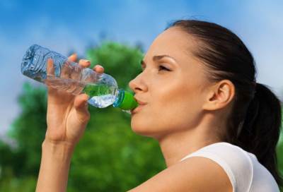 تعرفي على أضرار اضرار قلة شرب الماء