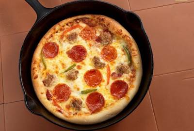  طريقة عمل بيتزا الطاسة