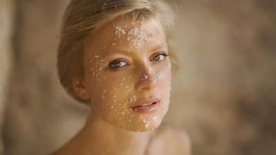 فوائد الملح للبشرة