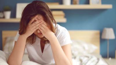 هل النوم الزائد يسبب الشعور بالصداع؟