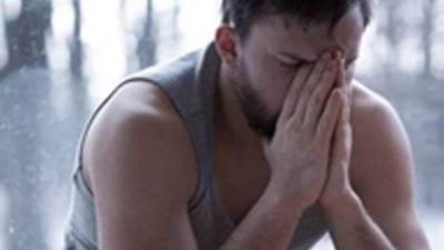 قد تؤدي عدوى COVID-19 إلى اضطراب ما بعد الصدمة