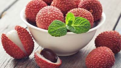  فوائد غير متوقعة لفاكهة الليتشي التى انتشرت في مصر