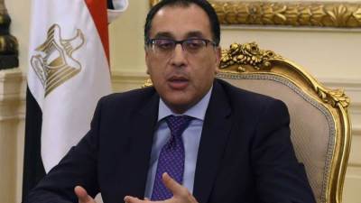 قرارات جديدة للحكومة بخصوص المساجد والمطاعم والمقاهي ومواقيت الحظر