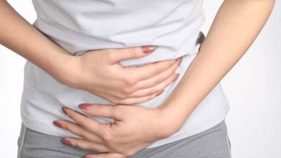 4 نصائح تخلصك من آلام الدورة الشهرية..!