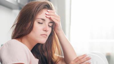 تعرفي على أعراض صداع الجيوب الانفية المزعجة