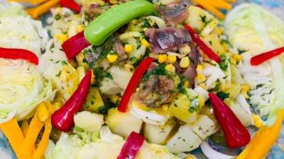 طريقة تحضير سلطة الرنجة بالبطاطس