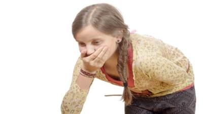 هل القيء من أعراض فيروس كورونا؟