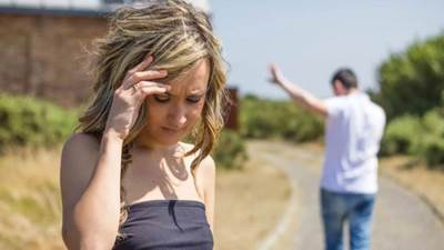 دعيهم يقولون ما يريدون .. كيف يمكن إزالة شخص سام من حياتك بدون جعله أمرا مهما؟  