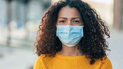 دراسة تكشف أفضل نوع كمامة يمنع انتشار فيروس كورونا