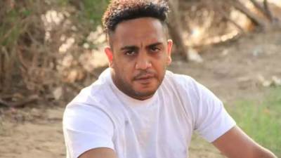 أول ظهور لزوجة أوس أوس بالأسود .. بعد وفاة رضيعها