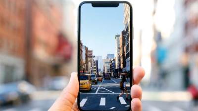 إحذر .. الهواتف المحمولة خطر علي ذاكرة الإنسان