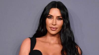 للحوامل فقط .. كيم كاردشيان تطلق خط ملابس داخلية