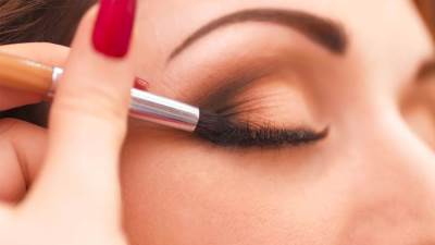 4 خطوات مهمة لتجهيز البشرة قبل وضع المكياج