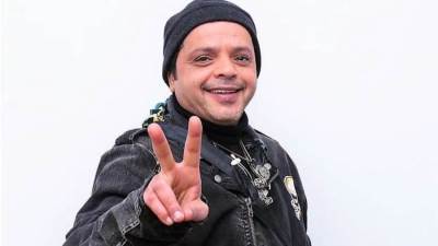 تعليق ساخر من هنيدى علي خلاف السقا وتامر حسني