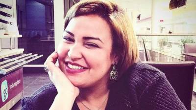 شاهد .. جرار يسحب ويزو أثناء ركوبها على الجيت سكى