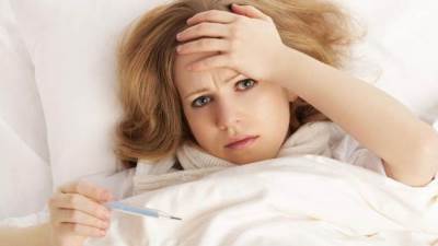 أسرع الطرق المنزلية لخفض الحرارة طبيعياً .. إليكِ التفاصيل