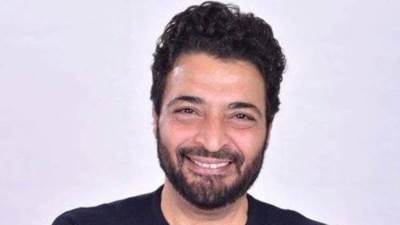 بالفيديو .. عمر كمال يحتفل بعيد ميلاد حميد الشاعري