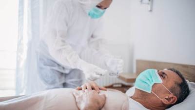 أنتبه .. علامات على الجلد تشير للإصابة بـ فيروس كورونا