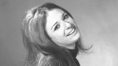  نيللي تعلن اعتزال الفن 