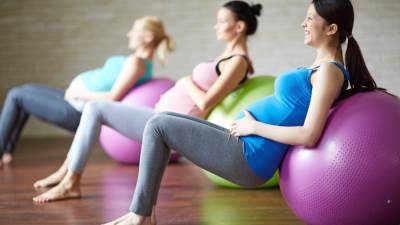 أفضل تمارين لتسهيل الولادة وفتح الرحم