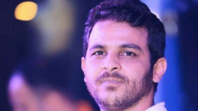 محمد رشاد يعبّر عن حزنه برسالة غامضة .. هل قصد طليقته مي حلمي؟