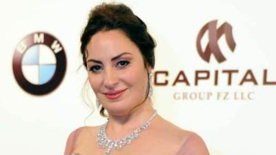 بإطلالة مثيرة .. نرمين الفقي تبهر معجبيها