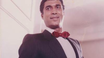 بالفيديو .. أحمد زكي يتحدث عن سبب حبسه داخل ثلاجة الموتى بالمشرحة