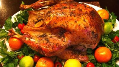 بمذاق لايقاوم .. ديك رومي بحشوة مميزة