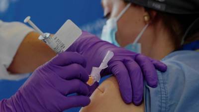 هل لقاح موديرنا فعال ضد السلالات المتحورة لفيروس كورونا؟