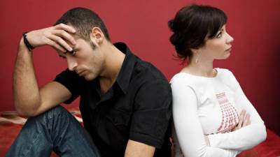 الزوجة أم الزوج .. من المتسبب في الخرس الزوجي؟