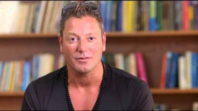 تامر هجرس ووالدته خطفا القلوب فى أحدث ظهور