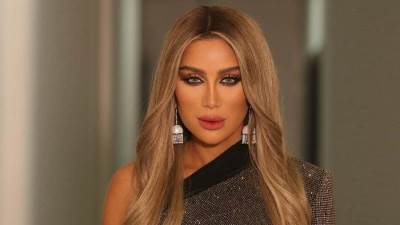  شاهد .. مايا دياب بجمبسوت شفاف برفقة محمد رمضان