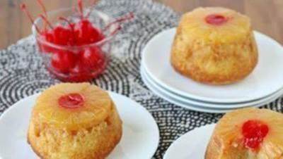 كب كيك الأناناس وجوز الهند بمذاق ولا أروع منه