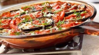 صلصة بشاميل لذيذة وشهية لصواني الخضار المختلقة