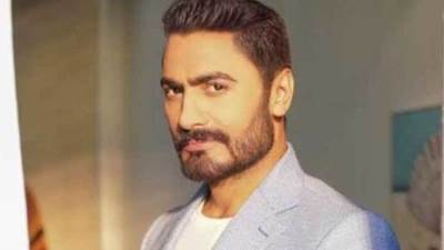 تامر حسني يصدم جمهوره في عيد الحب