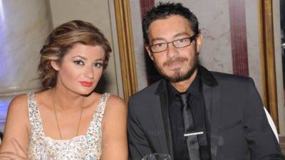 زوجة أحمد زاهر تتألق بالأسود احتفالا بعيد الحب