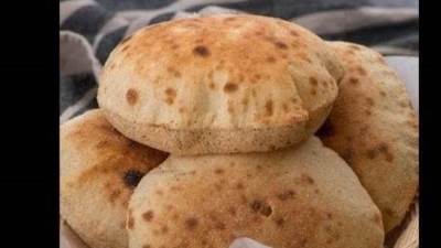 أحلى من الأفران.. أتعلمي طريقة العيش البلدى فى البيت