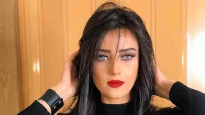 والدة رضوى الشربيني في حالة خطرة وتصارع كورونا على فراش العناية المركزة