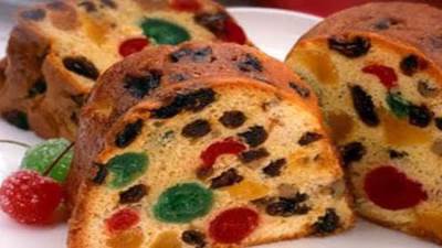 كيك المشمش لمحبي الحلويات بالفواكة المجففة