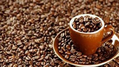 بعيدًا عن المنبهات.. للبن فوائد صحية أخرى تعرف عليها